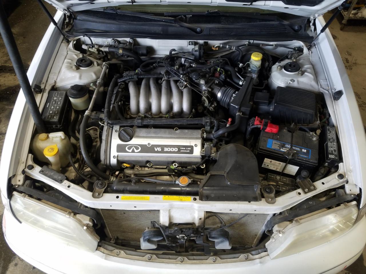 Photo 7 from auction – 1998 INFINITI I30 with VIN JNKCA21A1WT619550