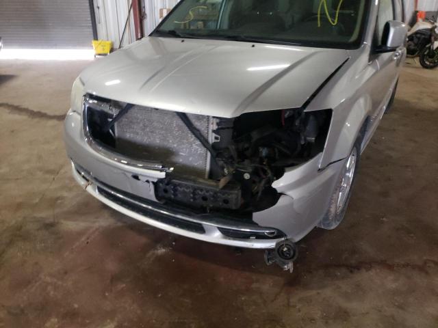Photo 9 from auction – 2011 CHRYSLER TOWN & COU with VIN 2A4RR5DG5BR771073