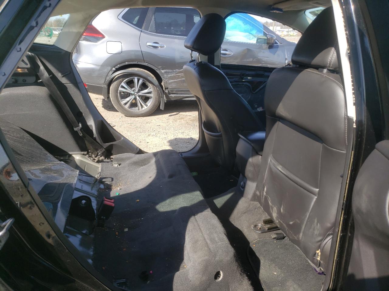 Photo 6 from auction – 2014 FORD FOCUS SE with VIN 1FADP3K28EL204859