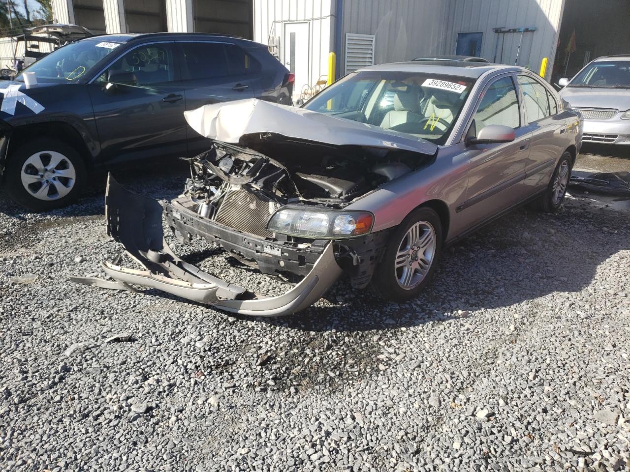 Photo 2 from auction – 2004 VOLVO S60 with VIN YV1RS61T642369897