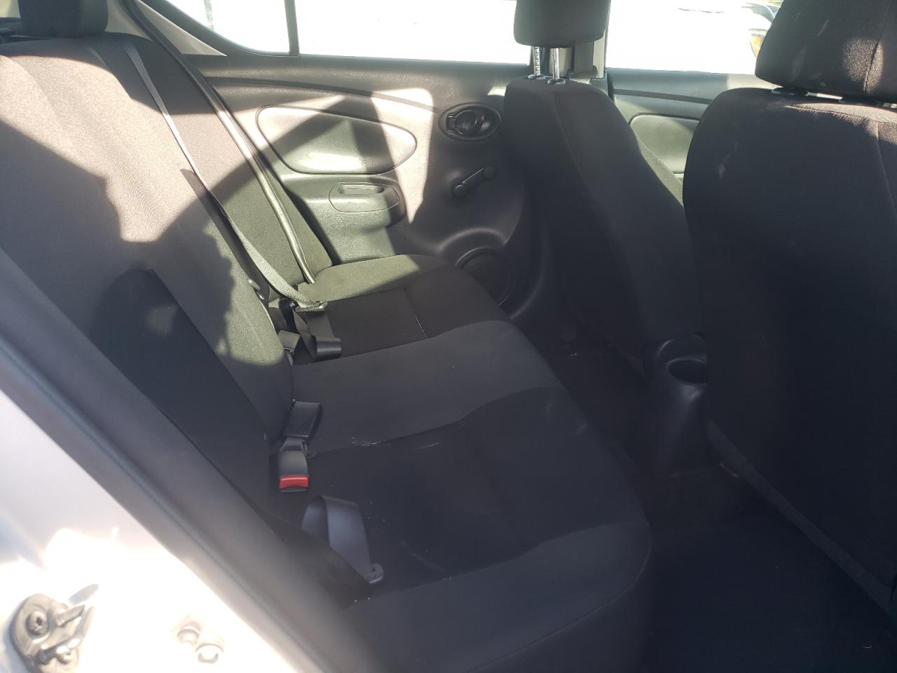 Photo 6 from auction – 2018 NISSAN VERSA S with VIN 3N1CN7AP2JL856166