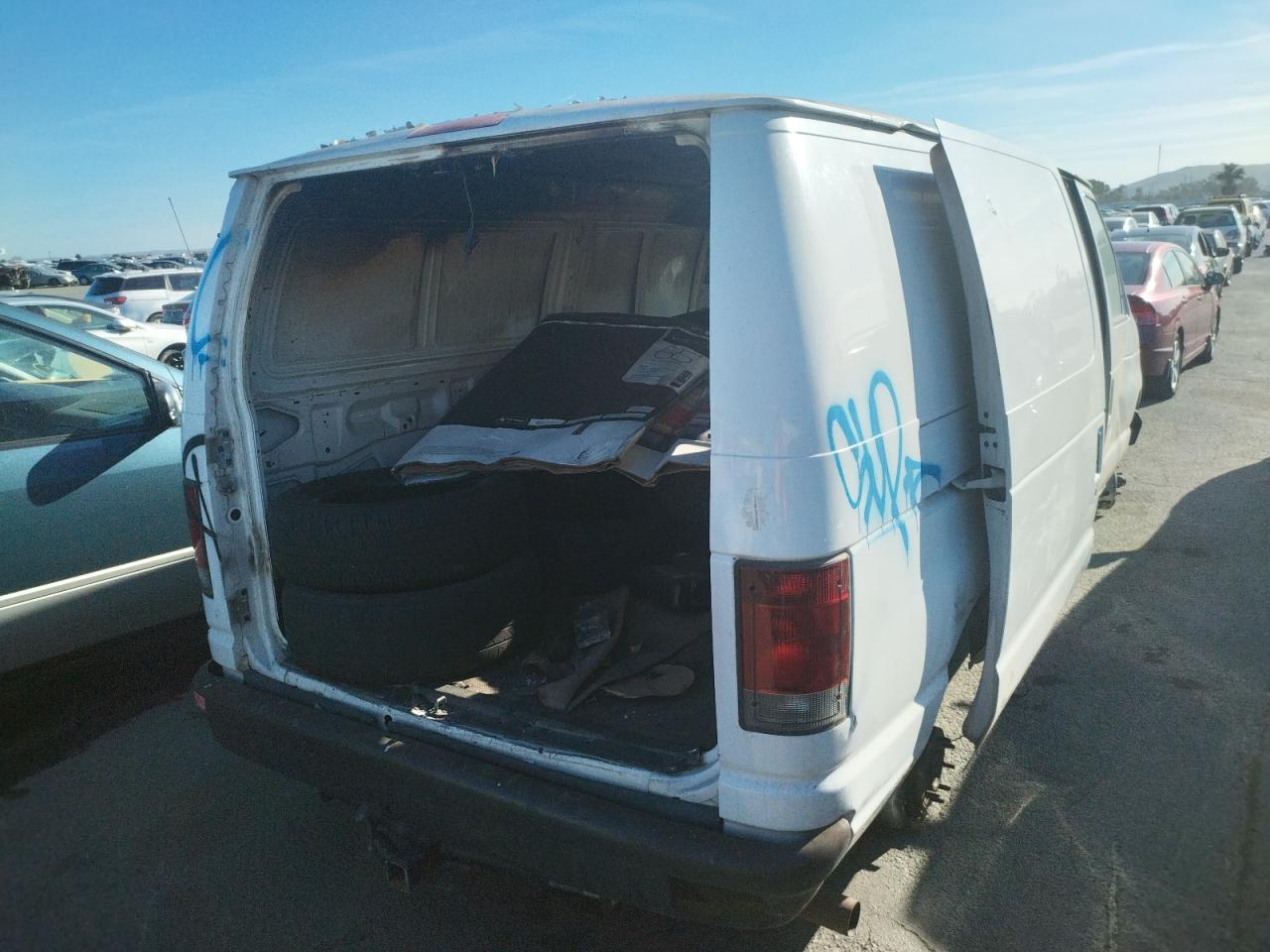 Photo 4 from auction – 2006 FORD ECONOLINE with VIN 1FTSE34S46HB42370