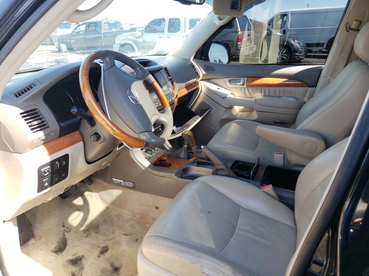 Photo 5 from auction – 2007 LEXUS GX 470 with VIN JTJBT20X870132696