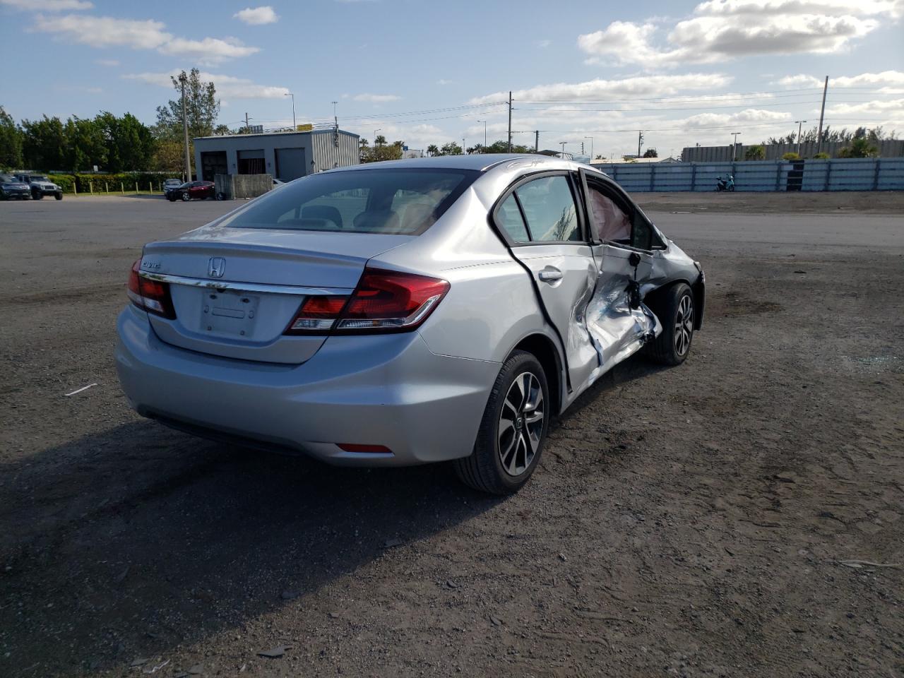 Photo 4 from auction – 2014 HONDA CIVIC EX with VIN 19XFB2F83EE048524