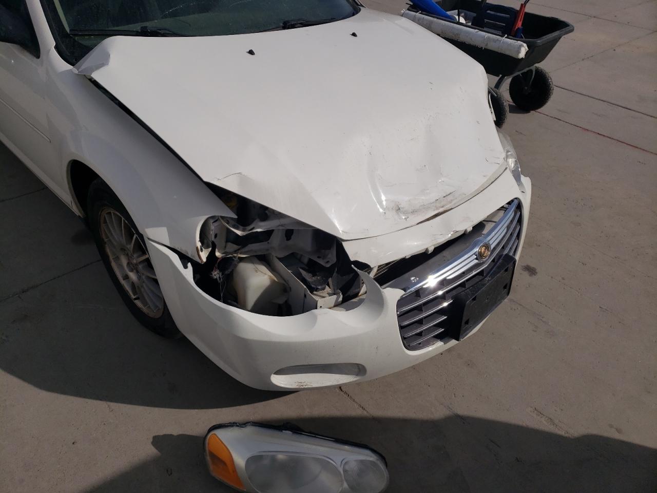 Photo 9 from auction – 2005 CHRYSLER SEBRING with VIN 1C3EL46X75N641377