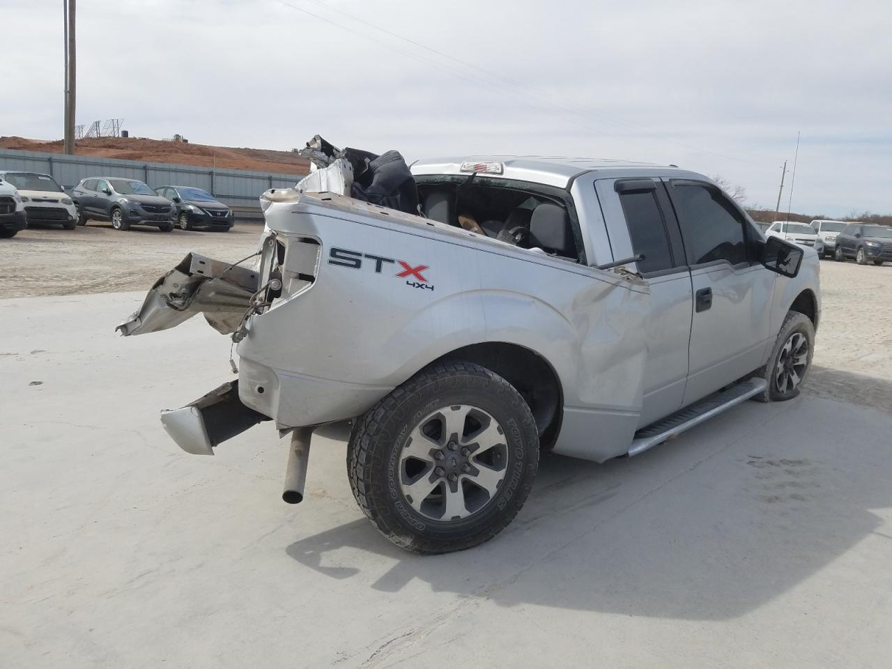 Photo 4 from auction – 2013 FORD F150 SUPER with VIN 1FTFX1EF3DFB37722