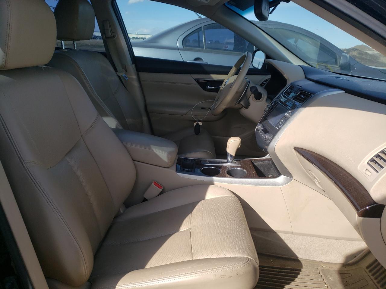 Photo 5 from auction – 2014 NISSAN ALTIMA 3.5 with VIN 1N4BL3AP8EN351560