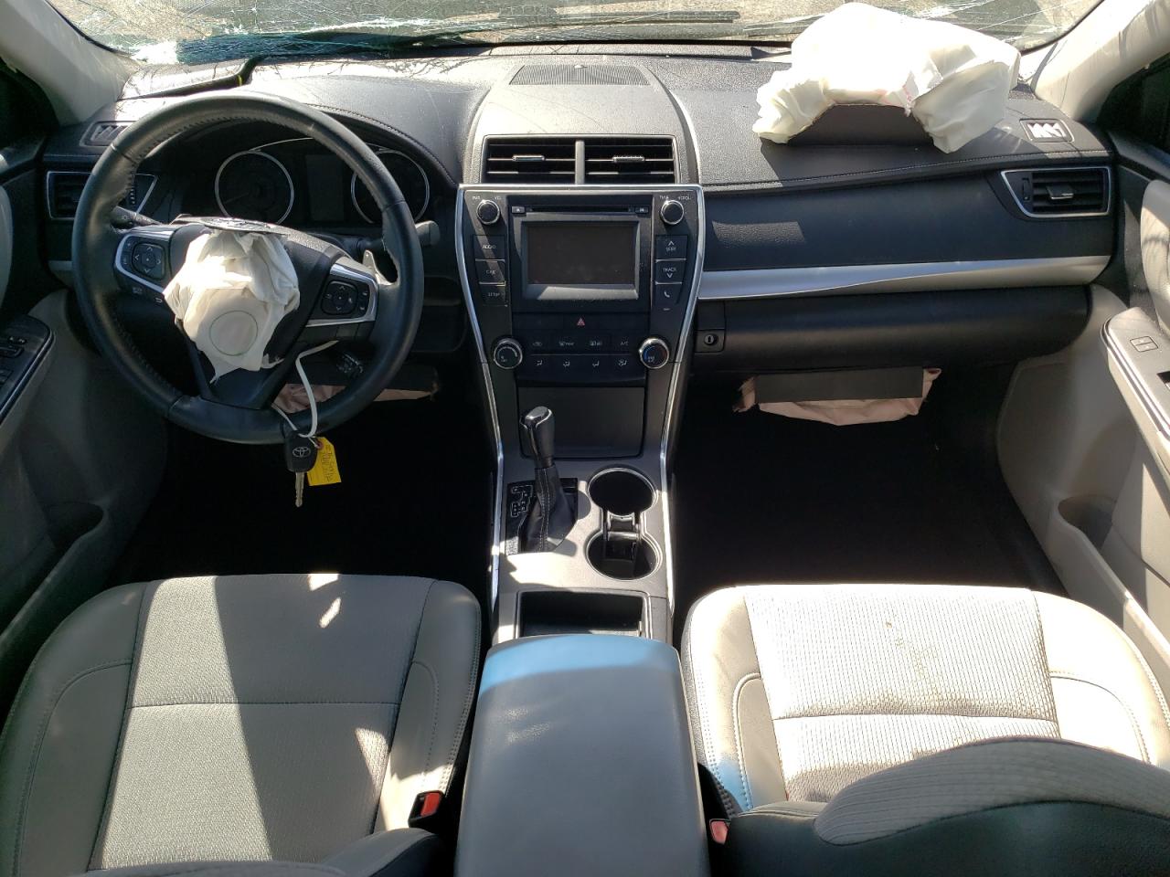 Photo 9 from auction – 2017 TOYOTA CAMRY LE with VIN 4T1BF1FK4HU624535