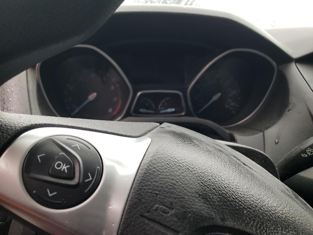 Foto 8 de la subasta – 2014 FORD FOCUS SE con VIN 1FADP3K2XEL184534