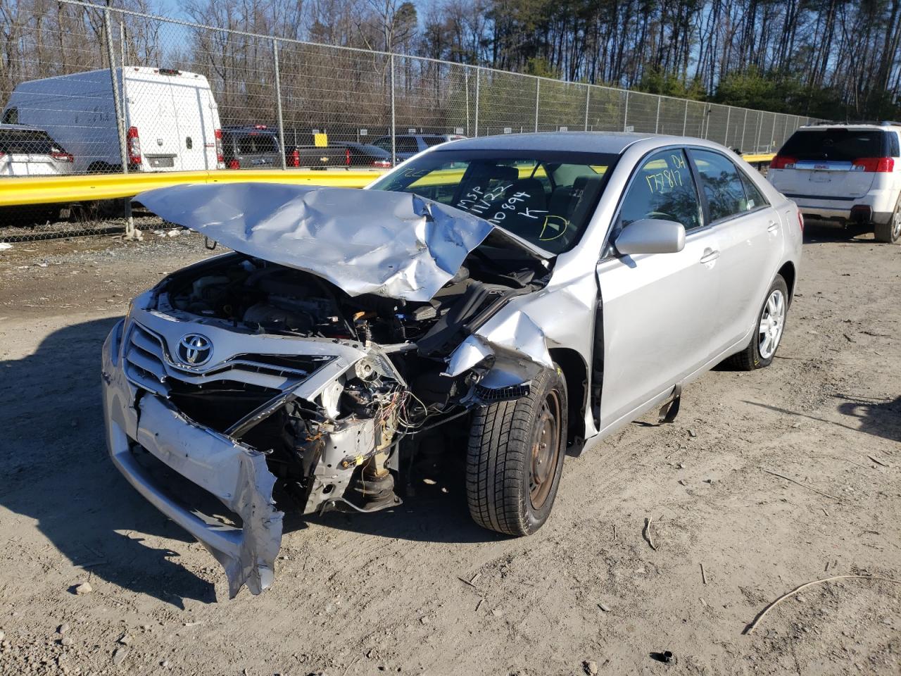 Photo 2 from auction – 2011 TOYOTA CAMRY BASE with VIN 4T1BF3EK5BU175564