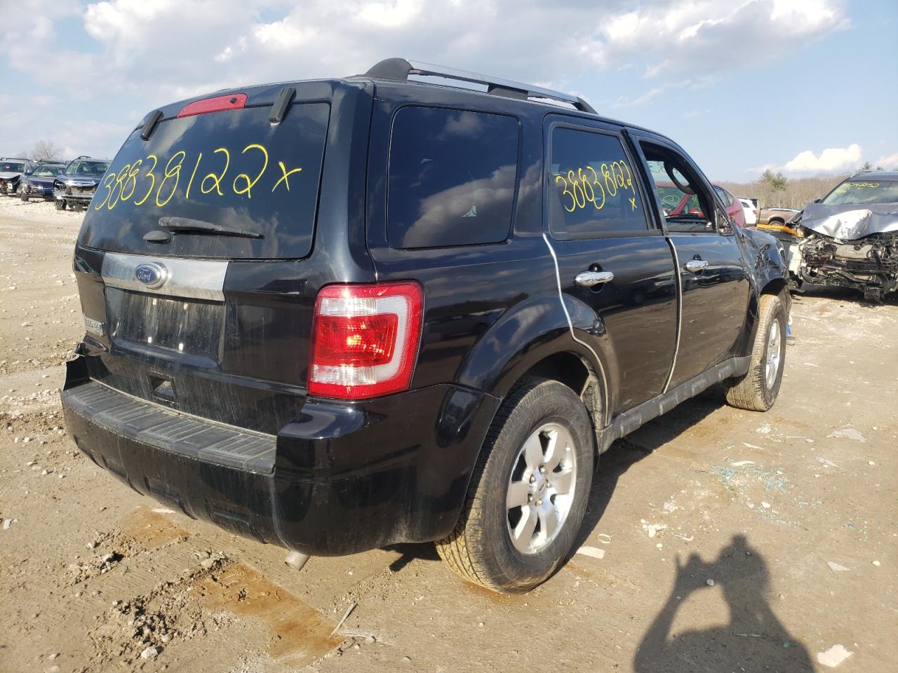 Photo 4 from auction – 2012 FORD ESCAPE LIM with VIN 1FMCU9E79CKB25627