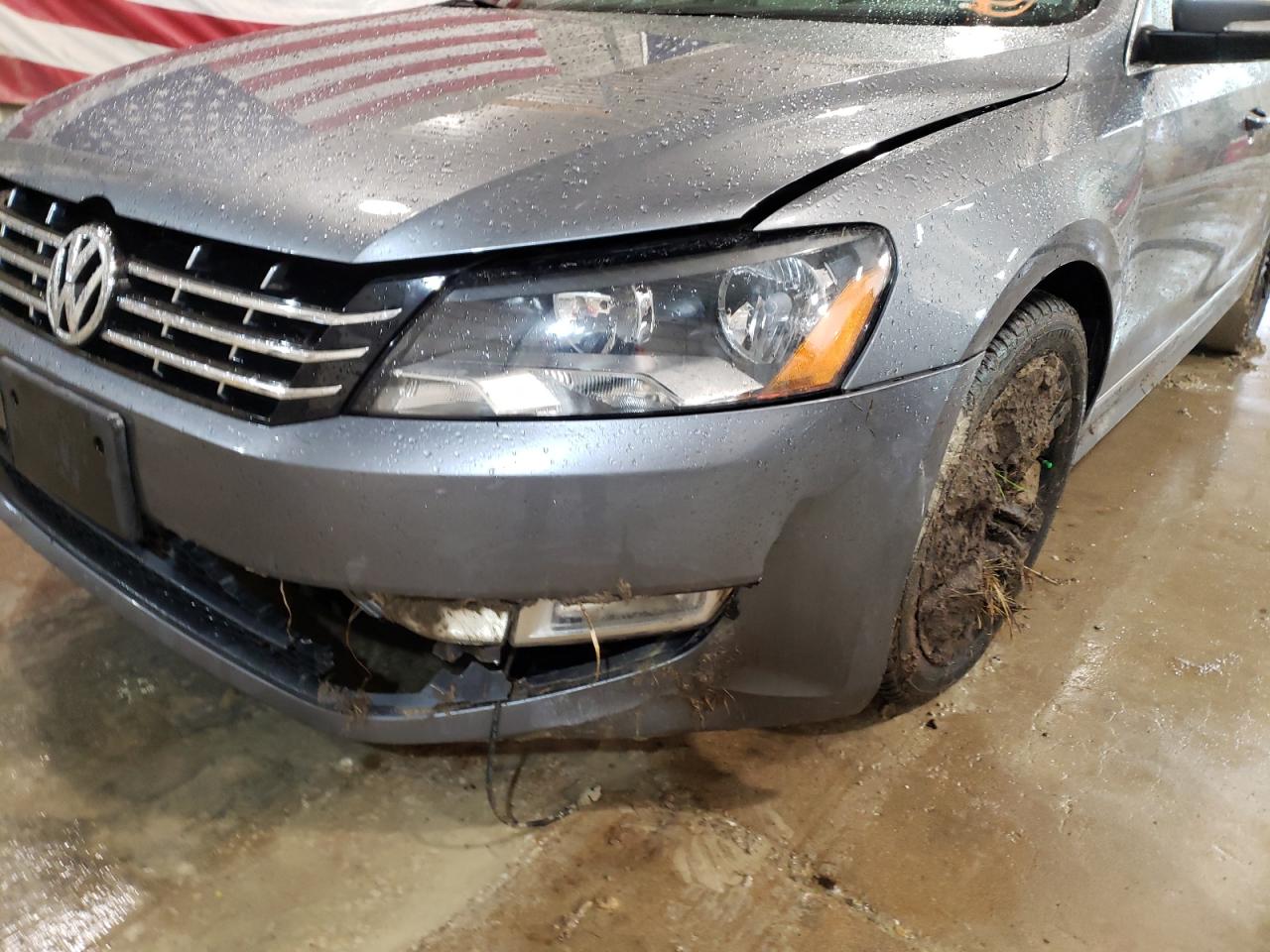 Photo 9 from auction – 2014 VOLKSWAGEN PASSAT SEL with VIN 1VWCN7A35EC022417