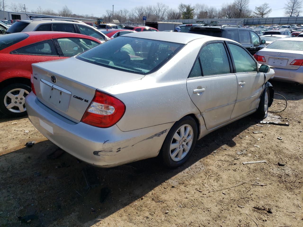 Photo 4 from auction – 2004 TOYOTA CAMRY LE with VIN 4T1BE32K34U931189