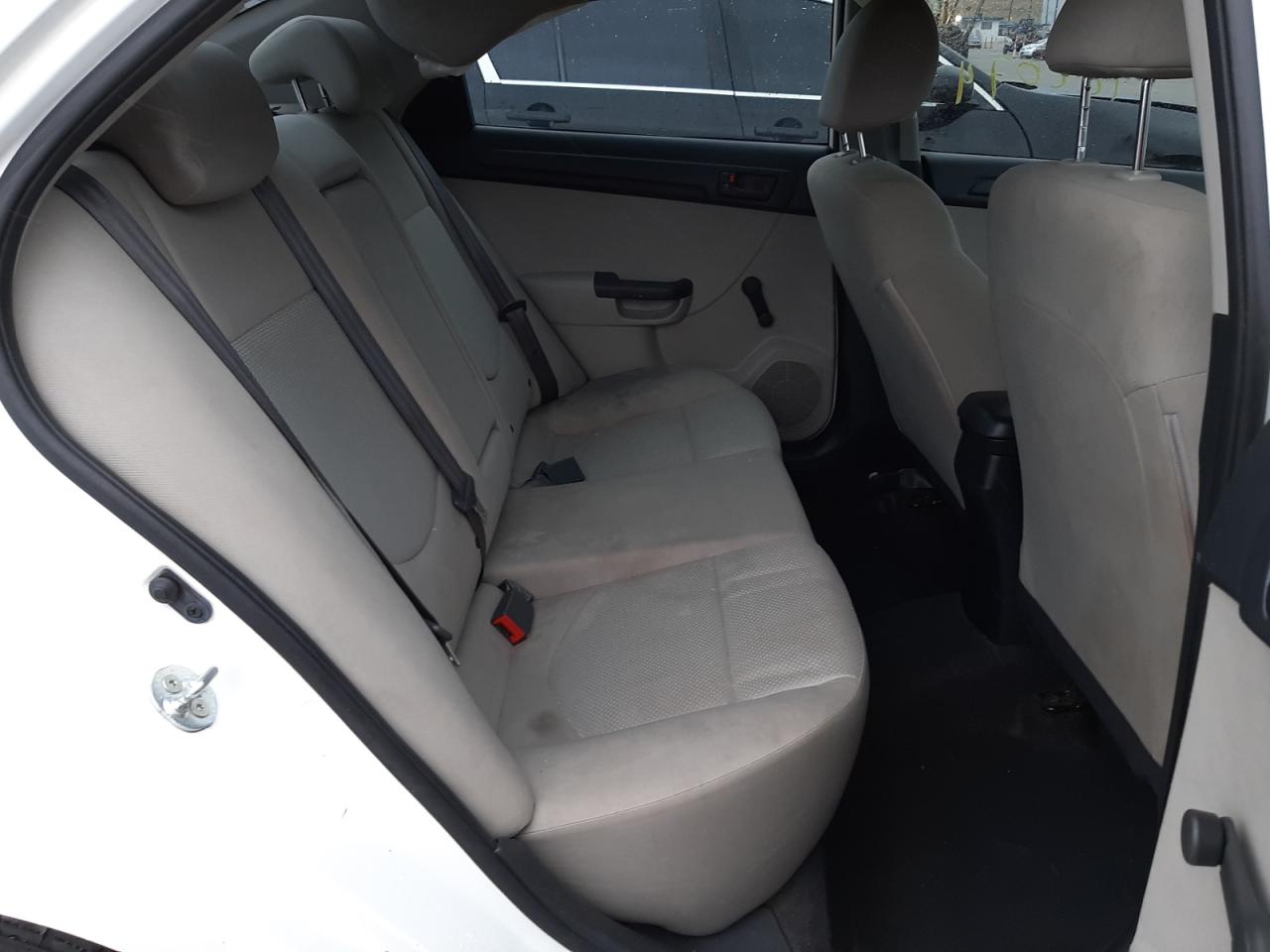 Photo 6 from auction – 2010 KIA FORTE LX with VIN KNAFT4A2XA5078702