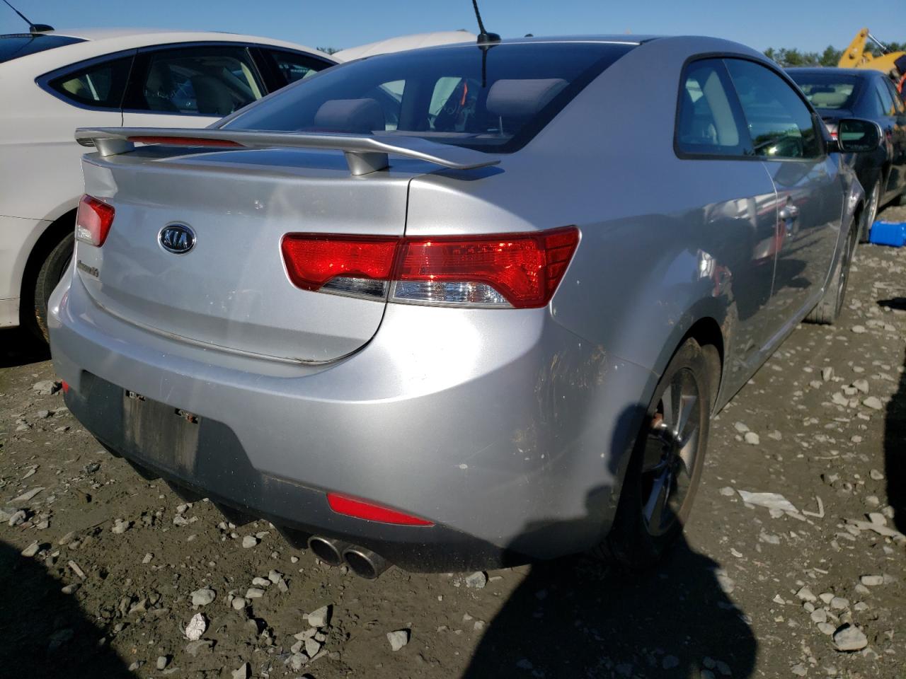 Photo 4 from auction – 2011 KIA FORTE EX with VIN KNAFU6A25B5439067