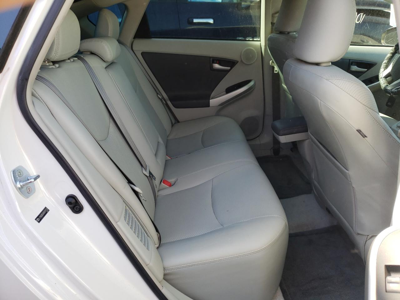 Photo 6 from auction – 2010 TOYOTA PRIUS with VIN JTDKN3DU8A0019132