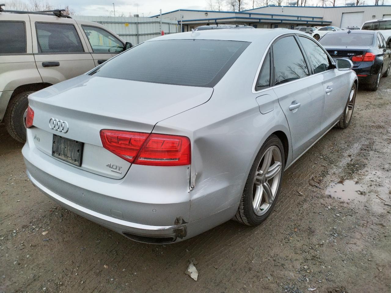 Photo 4 from auction – 2013 AUDI A8 QUATTRO with VIN WAUA2AFD7DN020749
