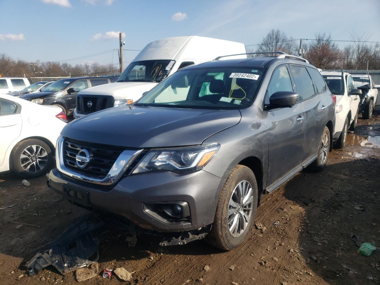 Photo 2 from auction – 2020 NISSAN PATHFINDER with VIN 5N1DR2CM4LC631687