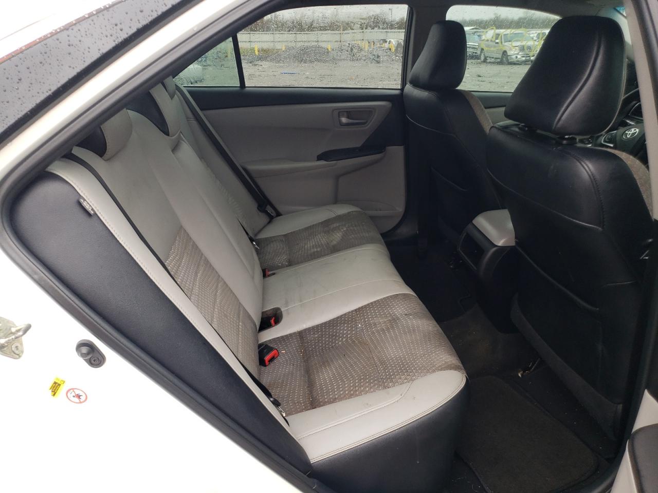 Photo 6 from auction – 2015 TOYOTA CAMRY LE with VIN 4T1BF1FK6FU931010