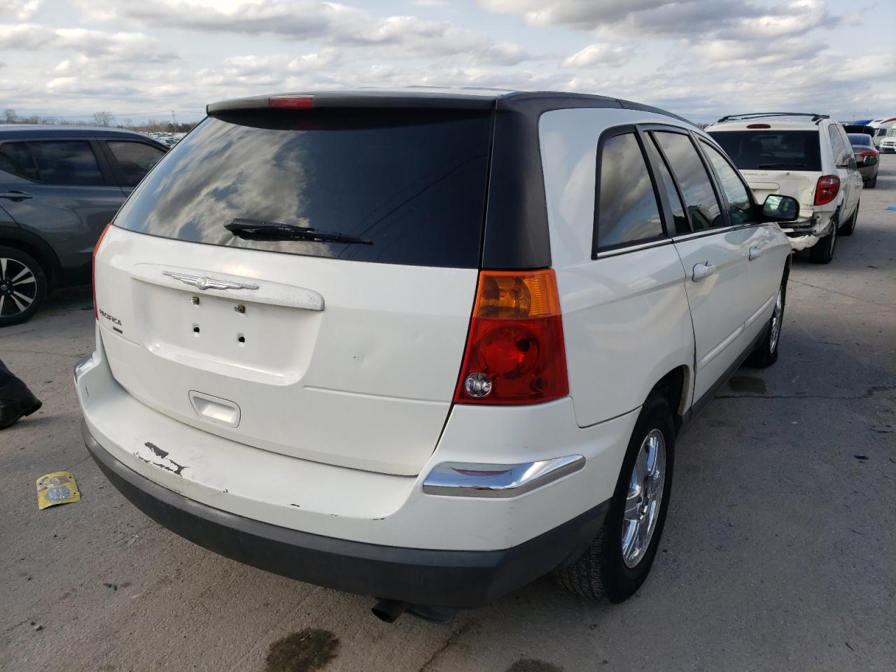 Photo 4 from auction – 2005 CHRYSLER PACIFICA T with VIN 2C4GM68455R371195