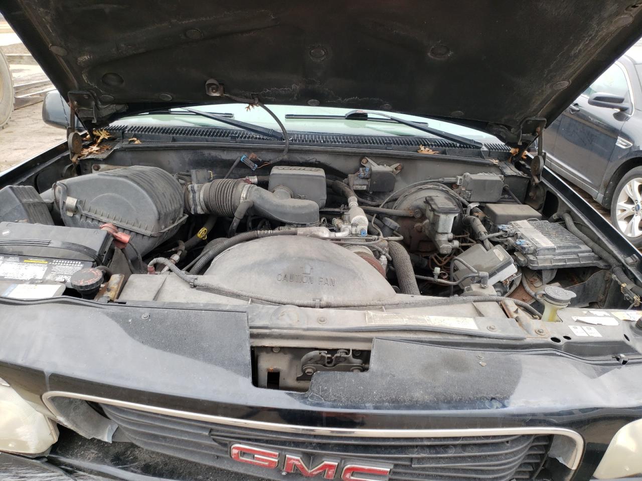 Photo 7 from auction – 2000 GMC DENALI with VIN 1GKEK63R8YR178974