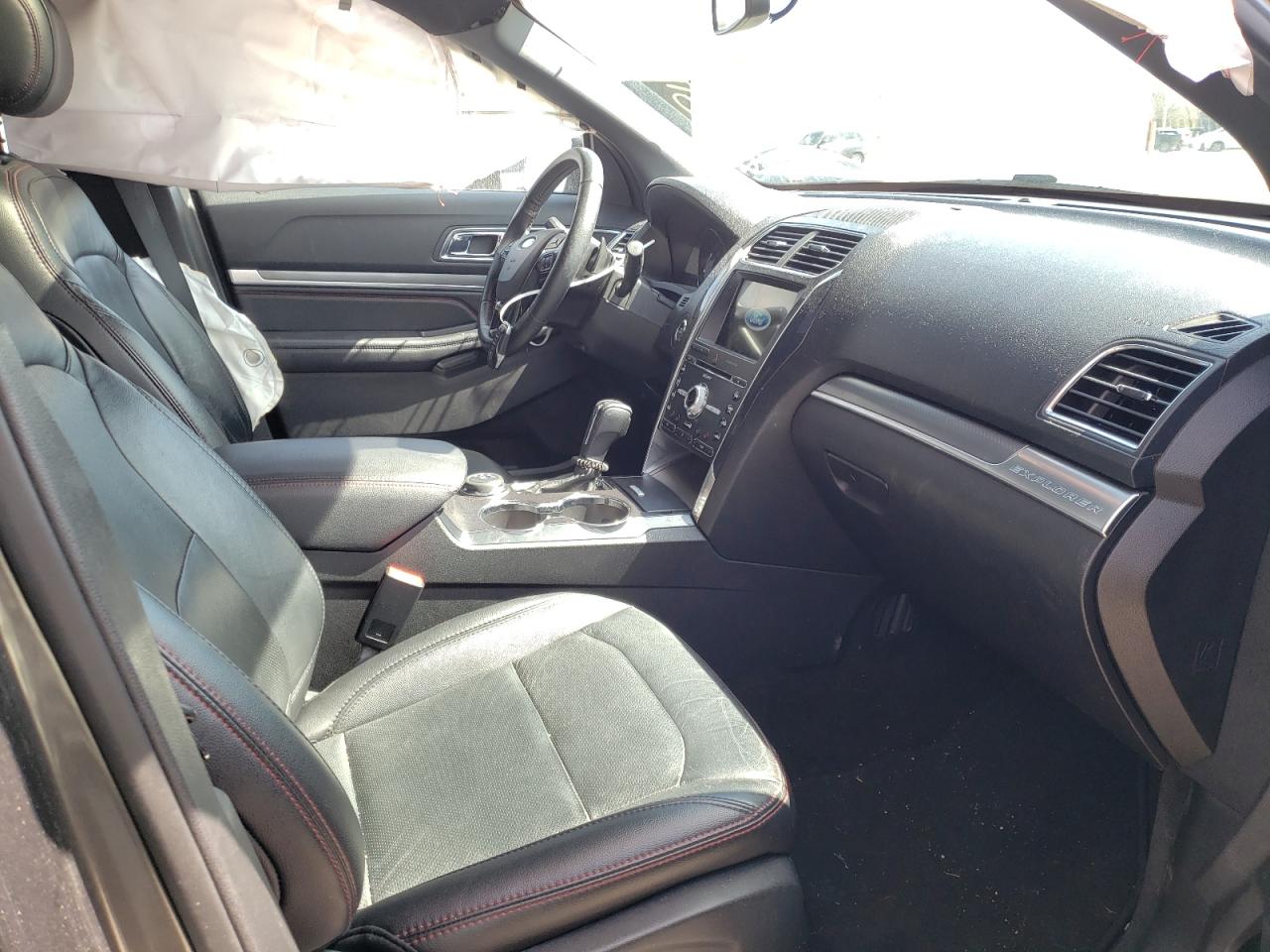 Photo 5 from auction – 2017 FORD EXPLORER S with VIN 1FM5K8GT0HGC44163