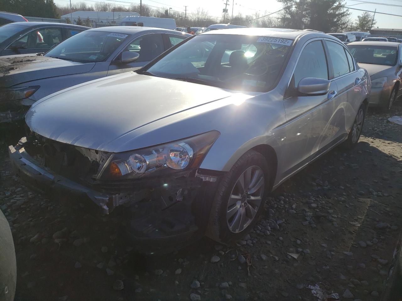 Photo 2 from auction – 2012 HONDA ACCORD EXL with VIN 1HGCP3F84CA034353