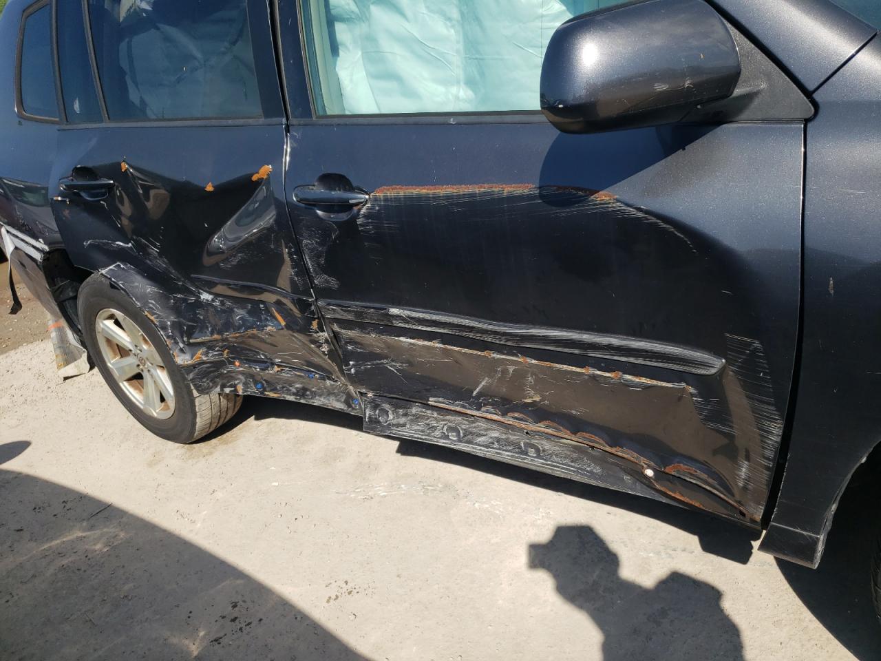 Photo 9 from auction – 2009 TOYOTA HIGHLANDER with VIN JTEES41A492143108