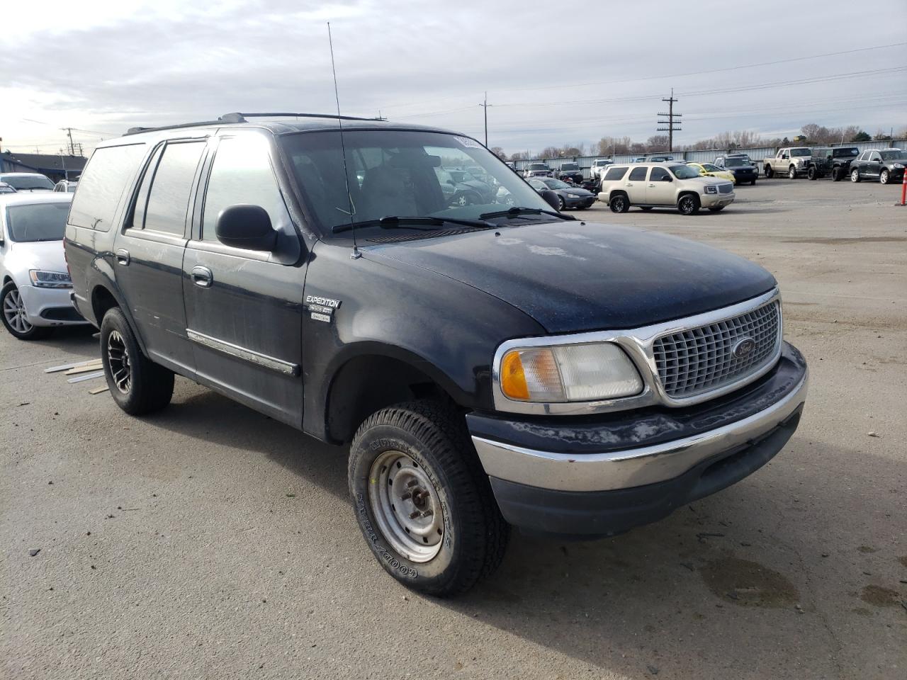 Photo 1 from auction – 1999 FORD EXPEDITION with VIN 1FMPU18L2XLB00385