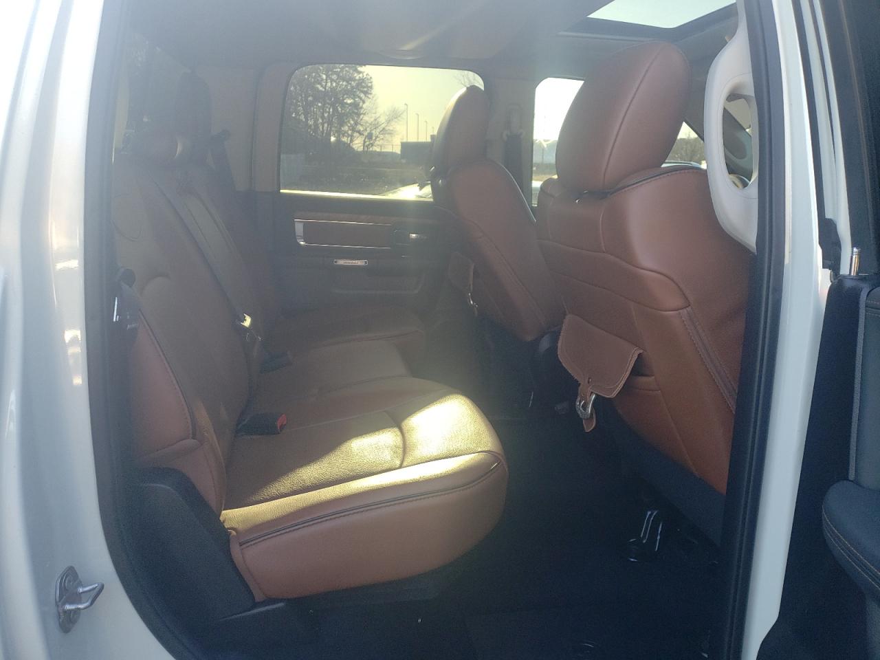 Photo 6 from auction – 2016 RAM 1500 LONGH with VIN 1C6RR7PT8GS225116