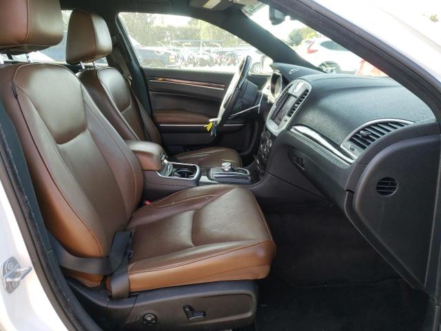 Photo 5 from auction – 2019 CHRYSLER 300 LIMITE with VIN 2C3CCAKG4KH528759