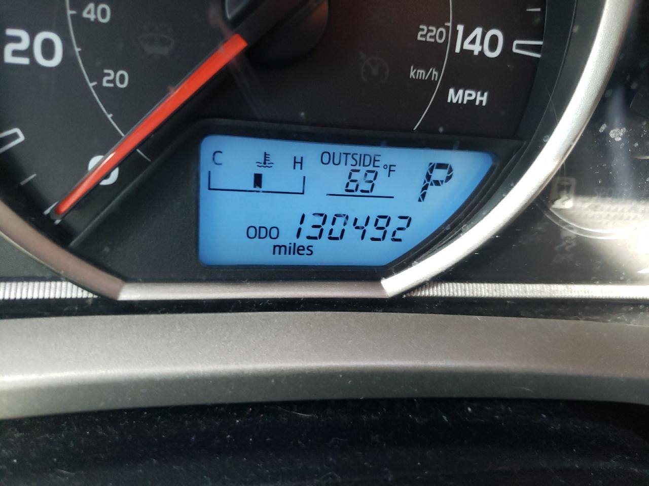 Photo 8 from auction – 2015 TOYOTA RAV4 XLE with VIN 2T3WFREV8FW183170