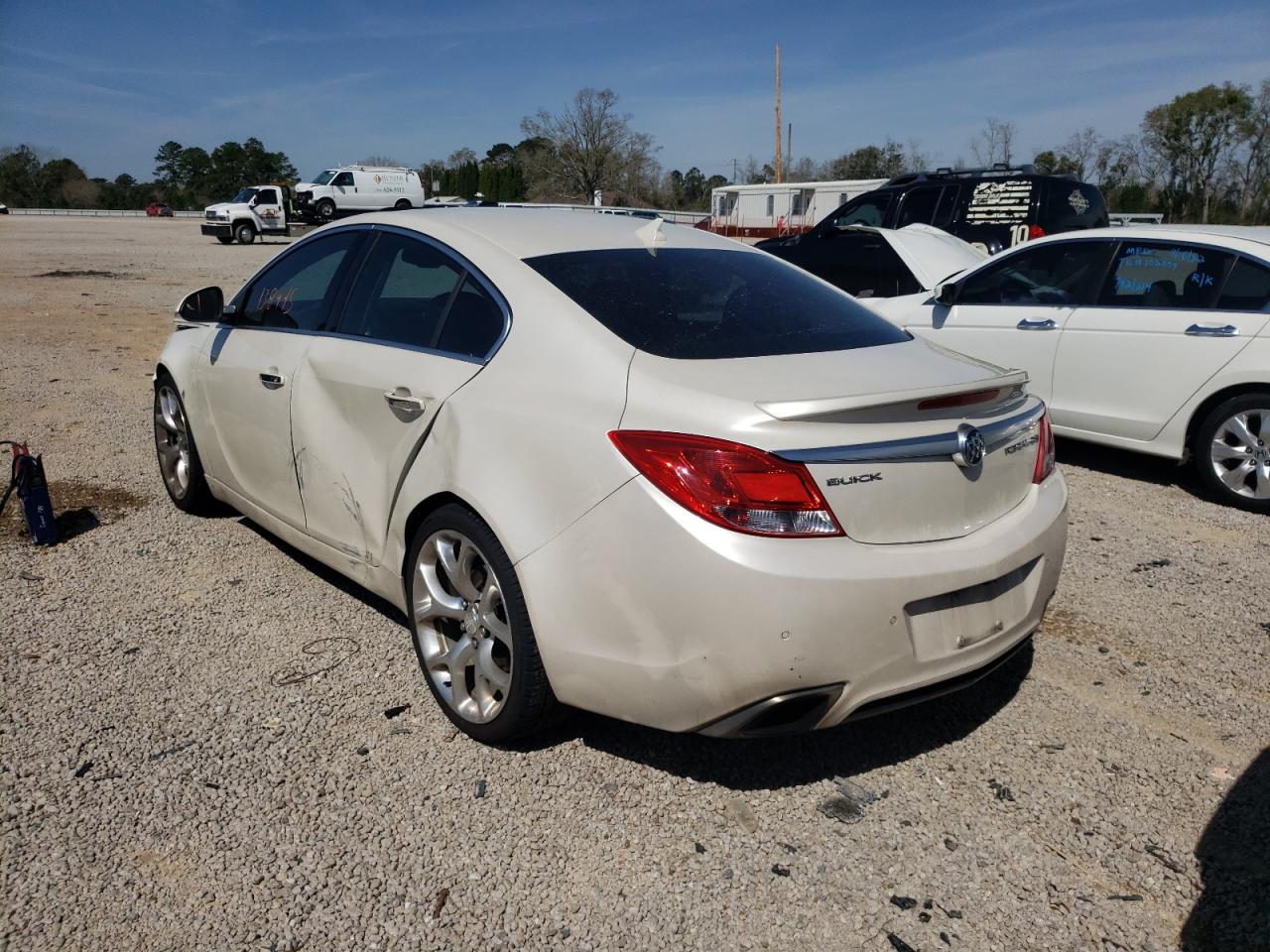 Photo 3 from auction – 2013 BUICK REGAL GS with VIN 2G4GV5GV0D9237156