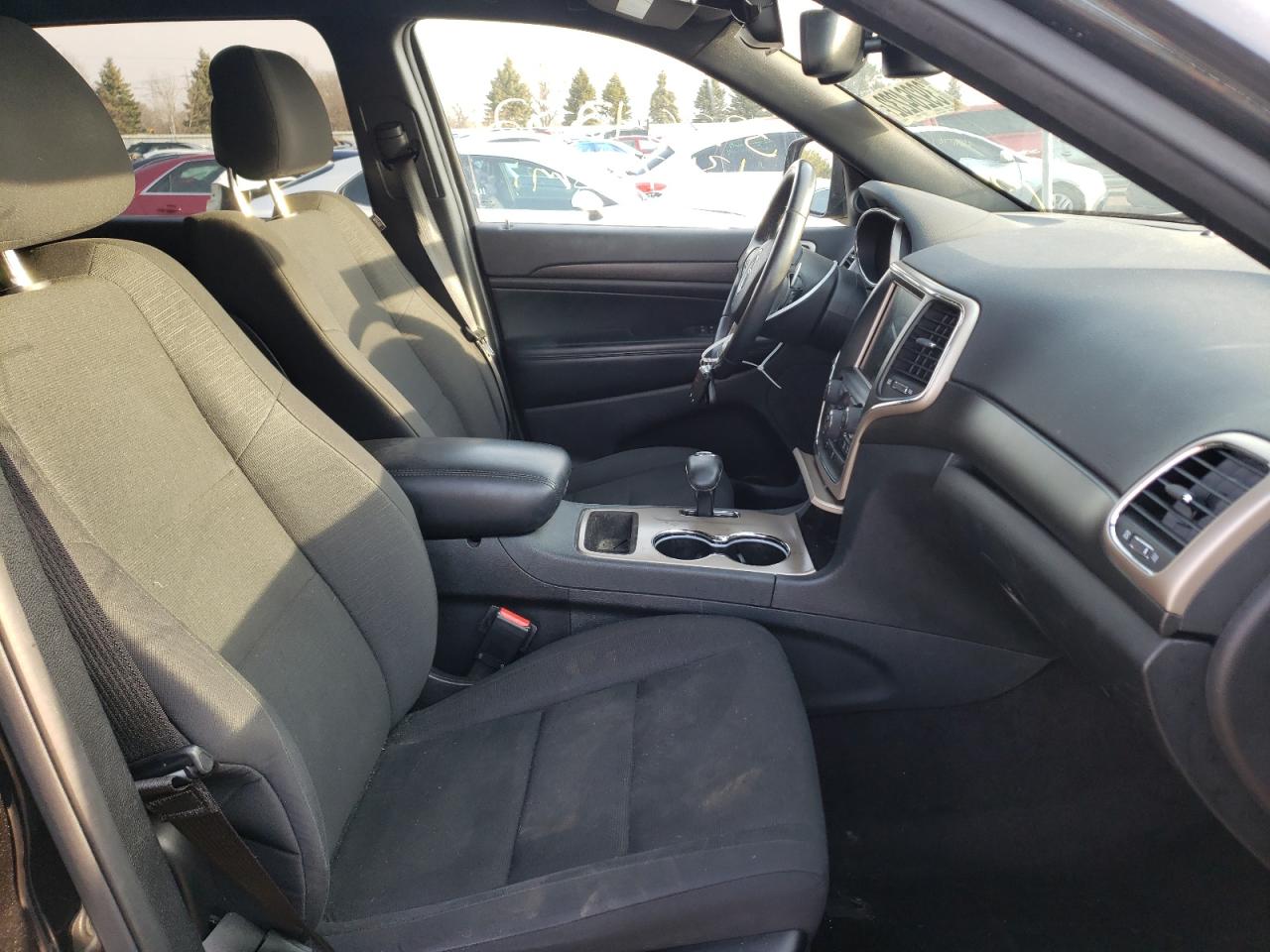 Photo 5 from auction – 2015 JEEP GRAND CHER with VIN 1C4RJFAG0FC168232