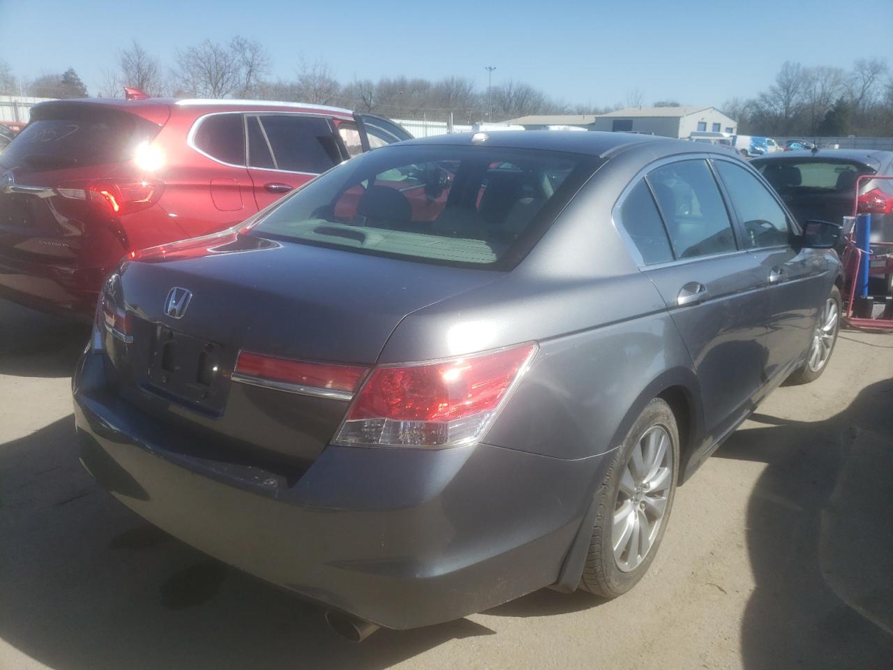 Photo 4 from auction – 2011 HONDA ACCORD EXL with VIN 1HGCP2F85BA119985