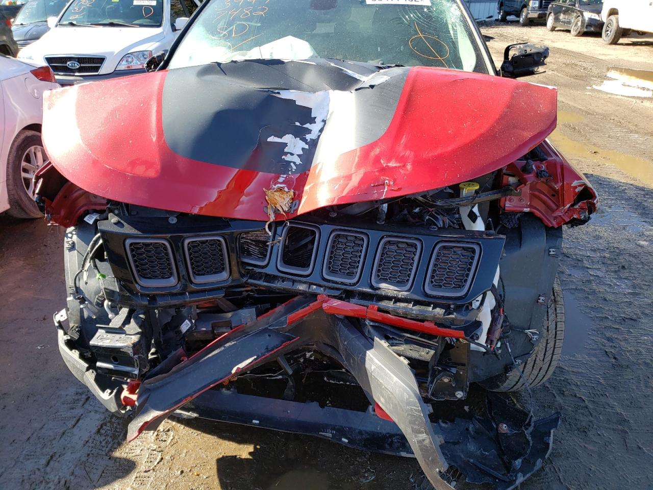 Photo 9 from auction – 2018 JEEP COMPASS TR with VIN 3C4NJDDB3JT129943