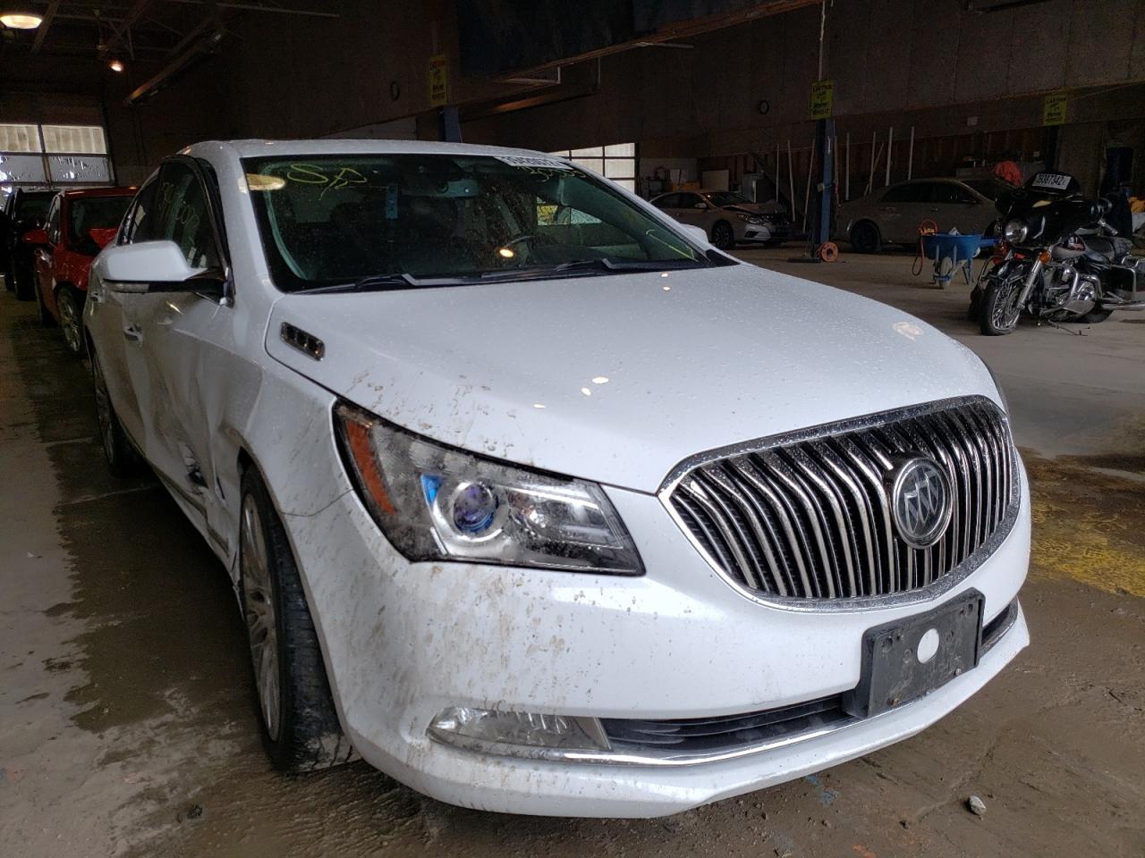 BUICK LACROSSE T 2014 with VIN 1G4GF5G33EF305051 - Photo from auction