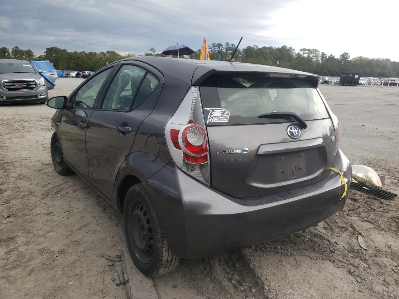 Photo 3 from auction – 2012 TOYOTA PRIUS C with VIN JTDKDTB36C1503343
