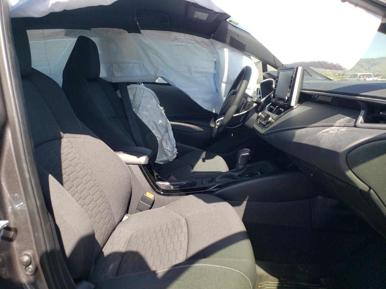 Photo 5 from auction – 2021 TOYOTA COROLLA SE with VIN JTND4MBE2M3137981