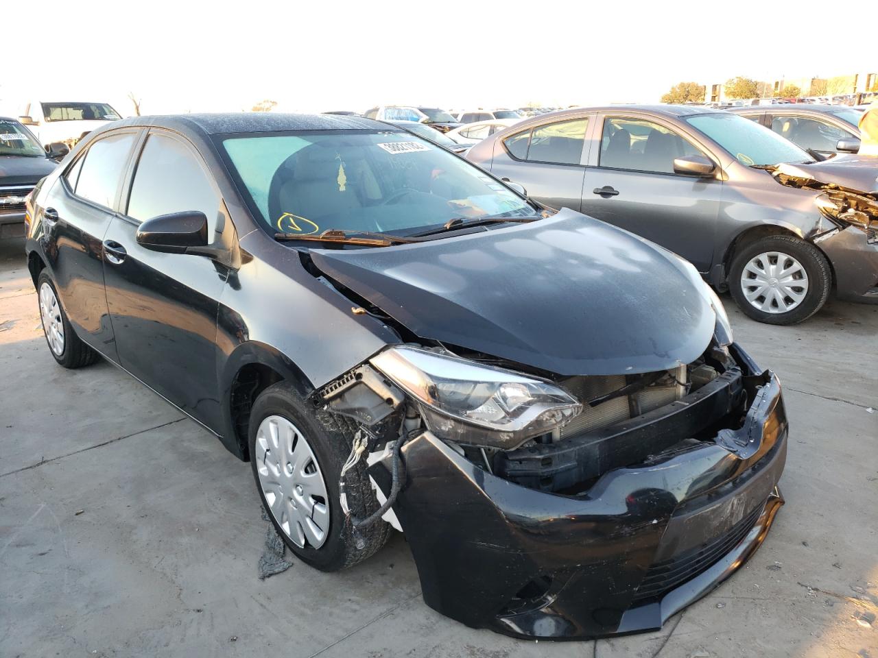 TOYOTA COROLLA L 2014 with VIN 5YFBURHE1EP043681 - Photo from auction