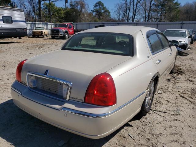 Photo 4 from auction – 2003 LINCOLN TOWN CAR with VIN 1LNHM83W73Y637894