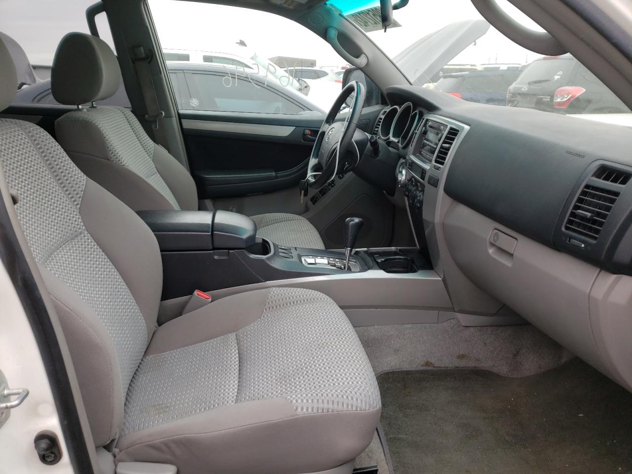 Photo 5 from auction – 2008 TOYOTA 4RUNNER SR with VIN JTEBU14RX8K004788