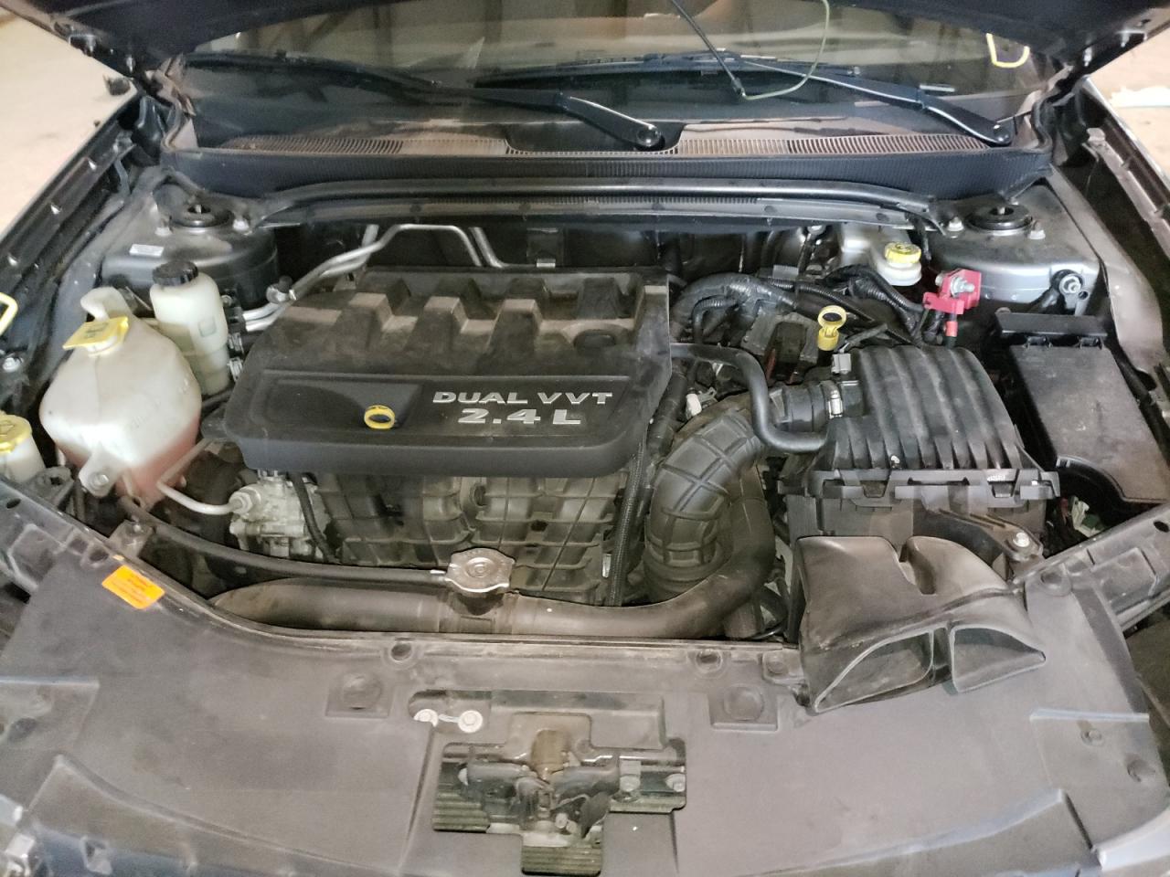 Photo 7 from auction – 2012 CHRYSLER 200 LX with VIN 1C3CCBAB8CN187158