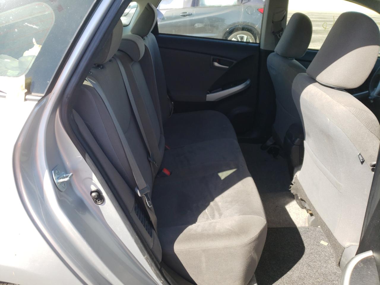 Photo 6 from auction – 2015 TOYOTA PRIUS with VIN JTDKN3DU1F0481488