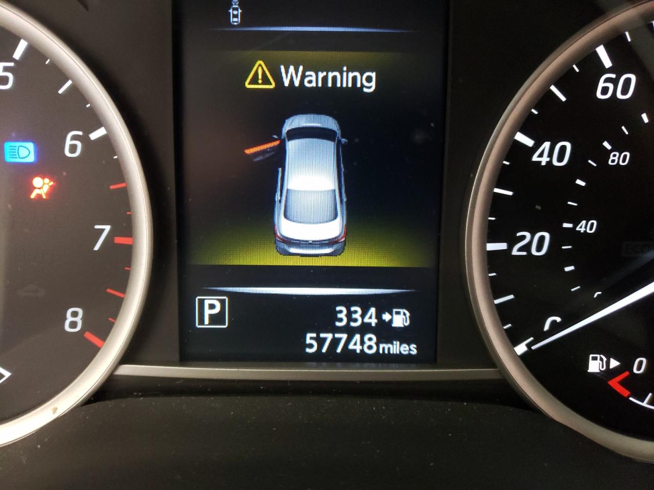 Photo 8 from auction – 2018 NISSAN SENTRA S with VIN 3N1AB7AP8JY342003
