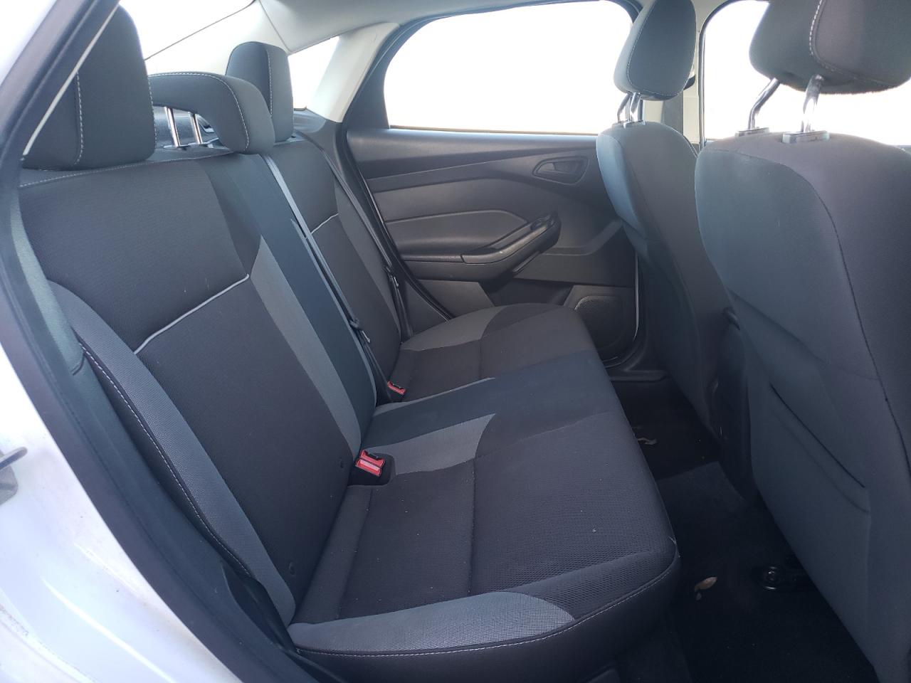 Photo 6 from auction – 2012 FORD FOCUS SE with VIN 1FAHP3F28CL231732