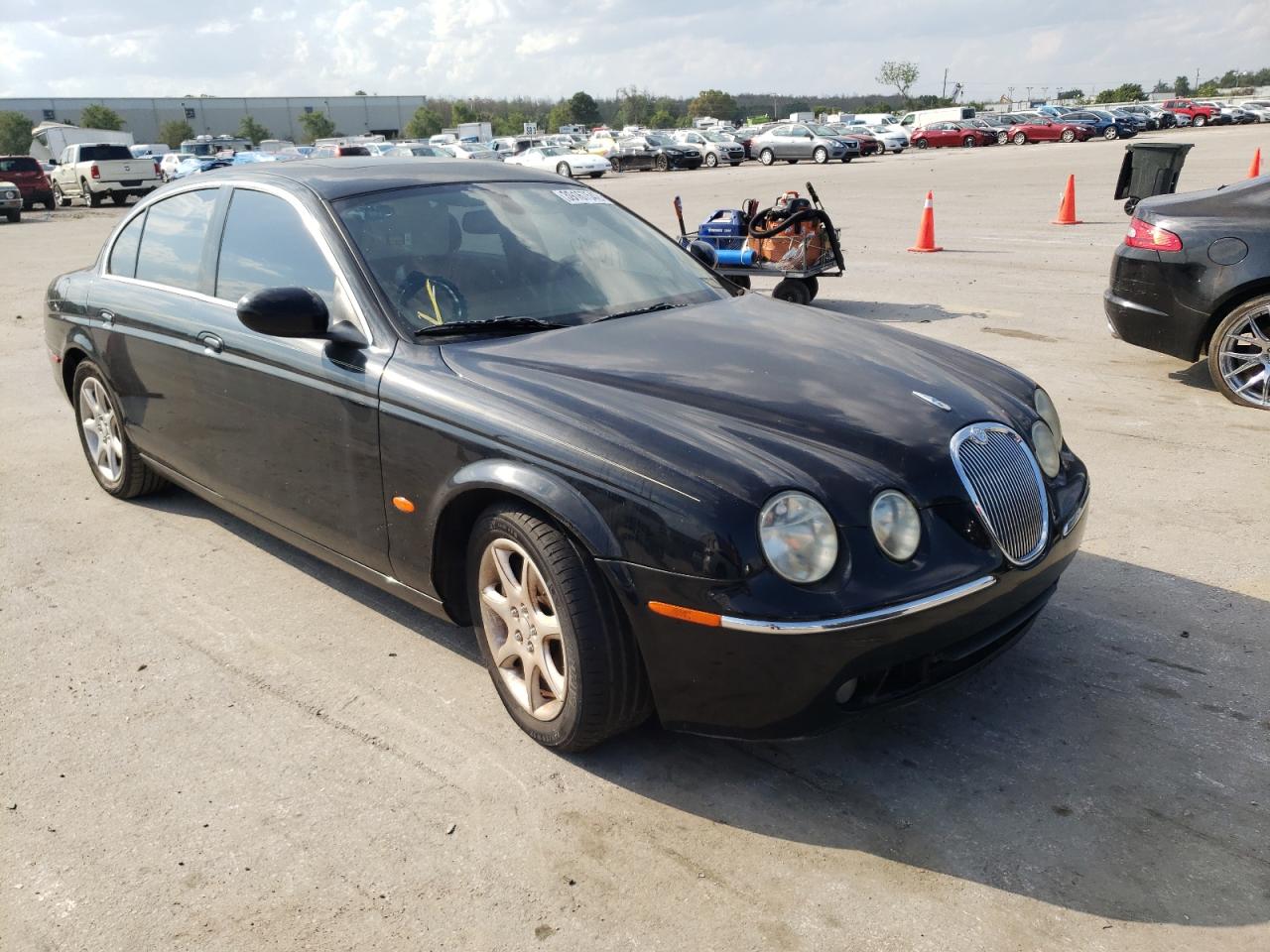 Photo 1 from auction – 2005 JAGUAR S-TYPE 4.2 with VIN SAJWA01U45HN25341