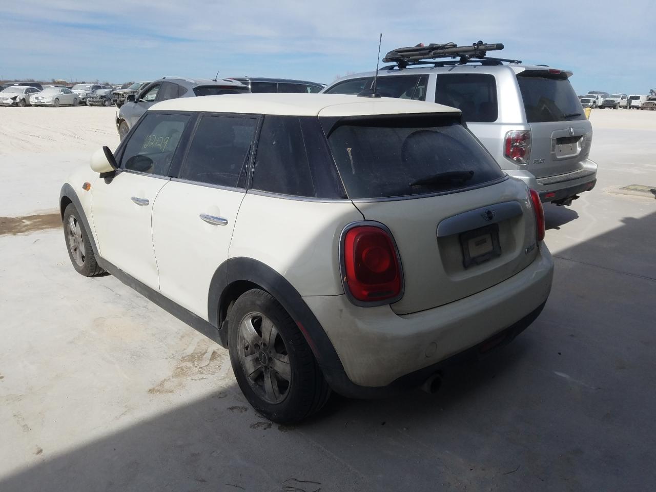 Photo 3 from auction – 2015 MINI COOPER with VIN WMWXS5C59FT837816