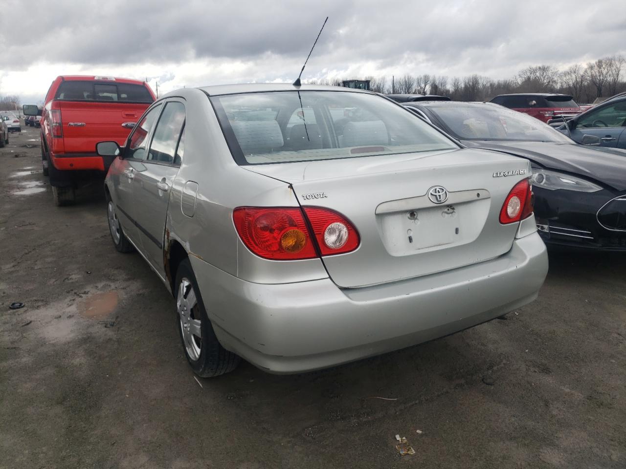 Photo 3 from auction – 2004 TOYOTA COROLLA CE with VIN JTDBR32E042037696