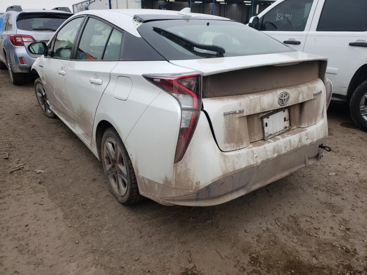 Photo 3 from auction – 2018 TOYOTA PRIUS with VIN JTDKARFU7J3056442